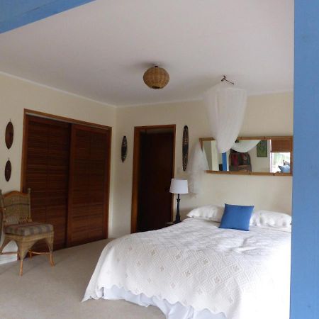 Great Barrier Oasis Lodge Tryphena Esterno foto